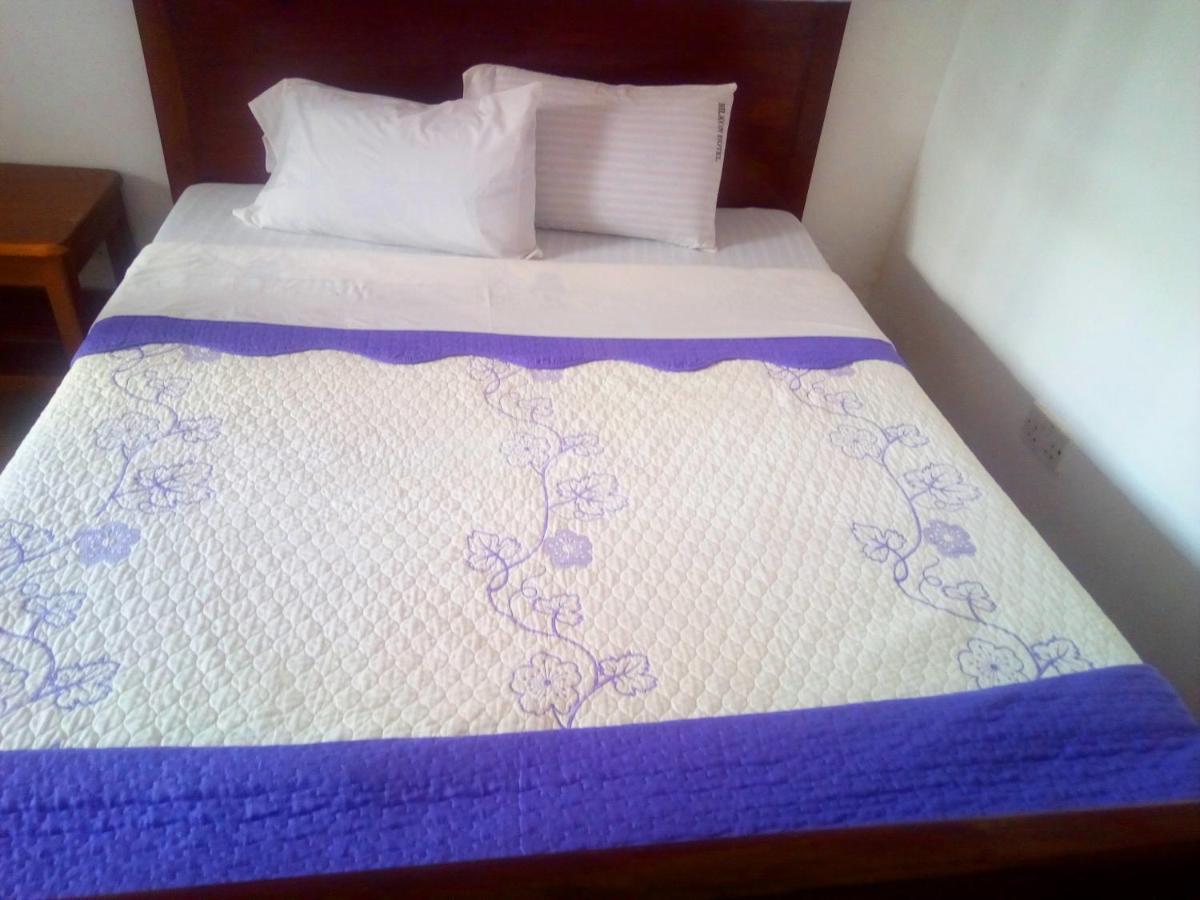 Bilkon Hotel จินจา ภายนอก รูปภาพ